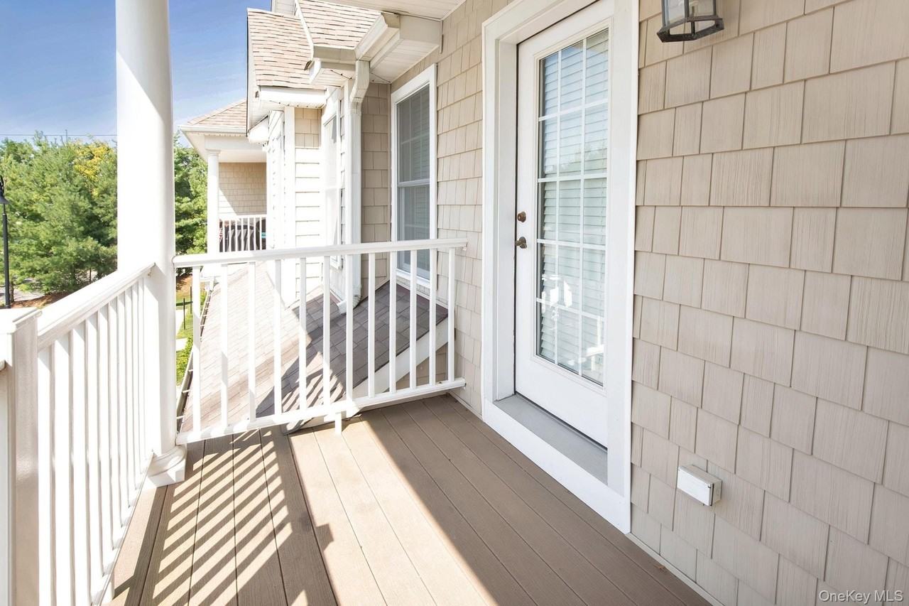 34 Della Dr - Photo 6 of 22