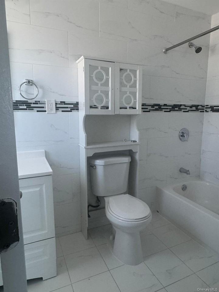 13230 157th St - Photo 5 of 12