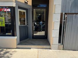 featured image of 286 Main St #2