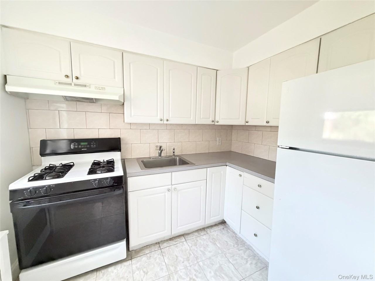 2209 78th St #1-3B - Photo 7 of 12