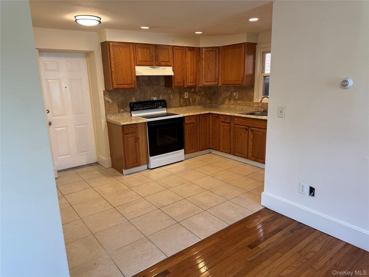 294 Main St #2D - Photo 6 of 13