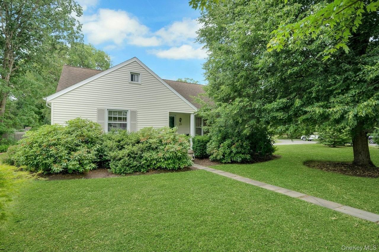 29 Old Orchard Rd - Photo 2 of 42