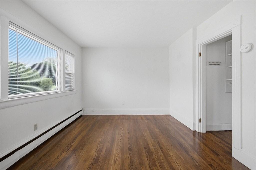 193 Concord Ave #5 - Photo 6 of 9