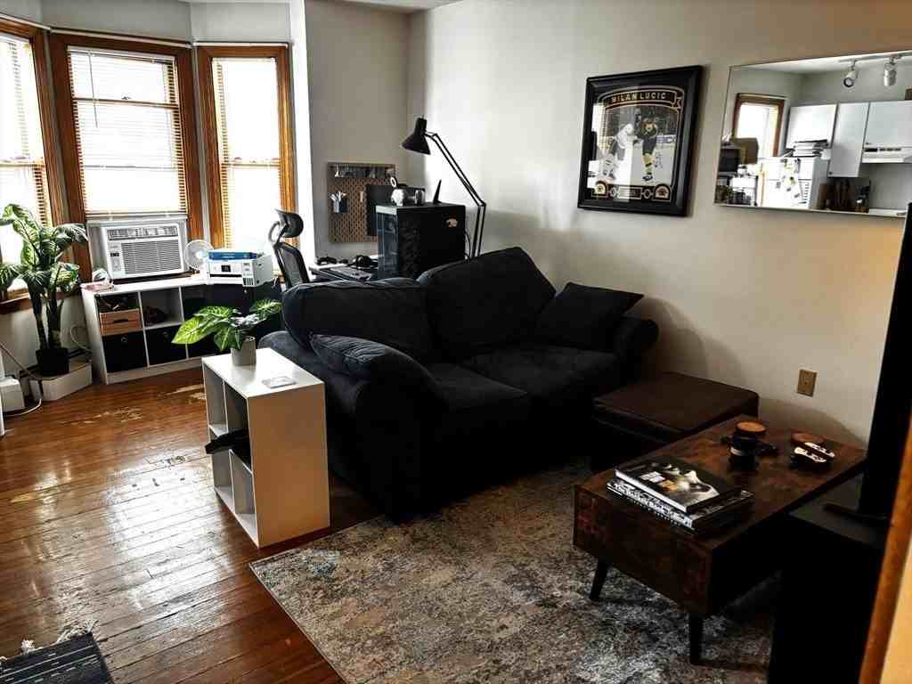 182 H St #2 - Photo 3 of 13