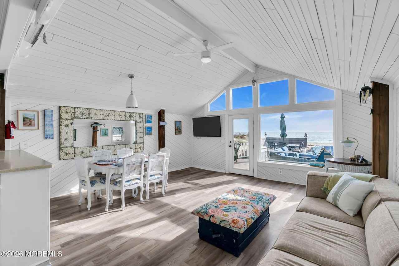 55 Beachfront - Photo 7 of 49
