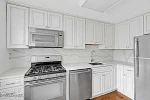 featured image of 138 Manor Dr