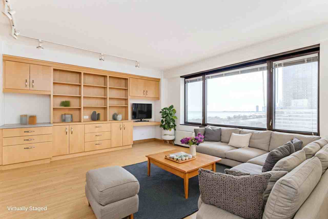 3100 N Lake Shore Dr #1906 - Photo 3 of 17