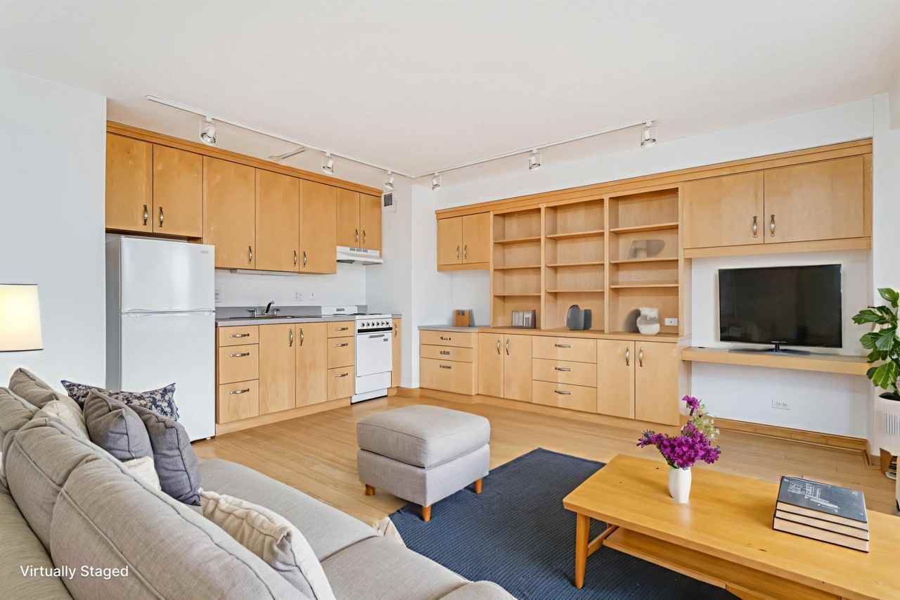 3100 N Lake Shore Dr #1906 - Photo 4 of 17