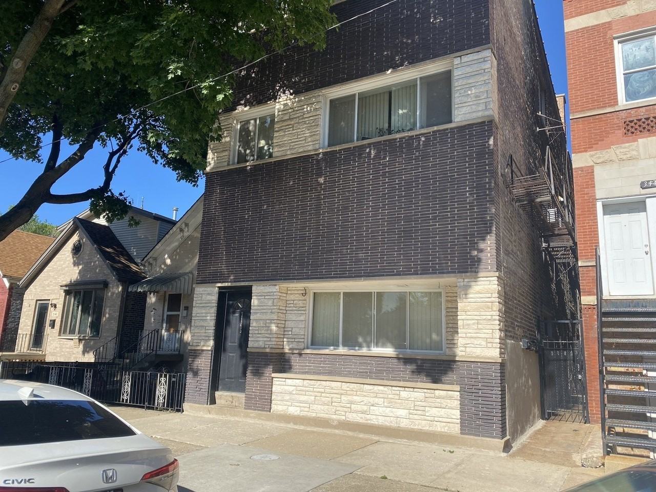 3145 S May St #2R