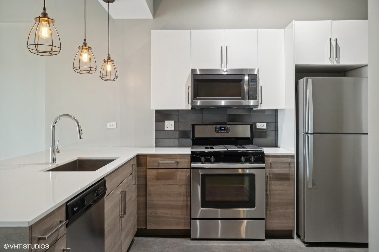 1241 N Milwaukee Ave #204 - Photo 7 of 14
