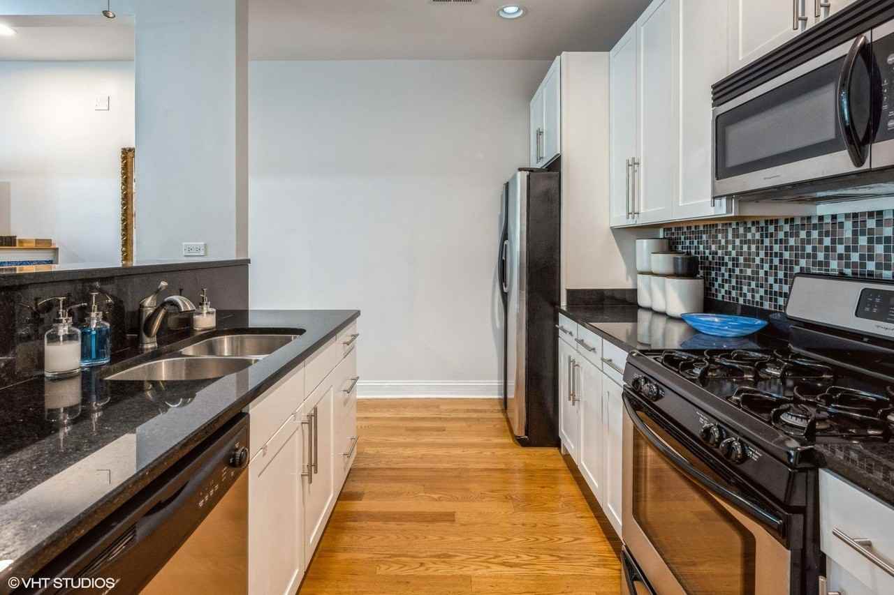 4453 N Magnolia Ave #2 - Photo 7 of 15