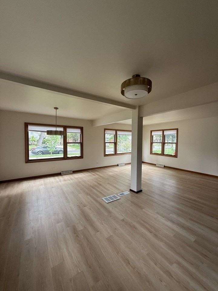 850 S Hillside Ave - Photo 2 of 15