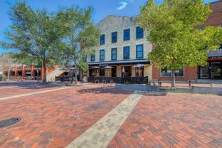1012 N River St #4 - Photo 1 of 1
