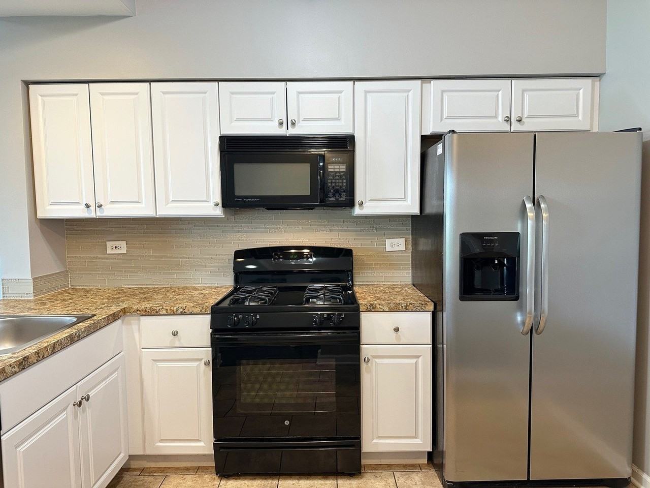 83 Polaris Dr - Photo 5 of 19