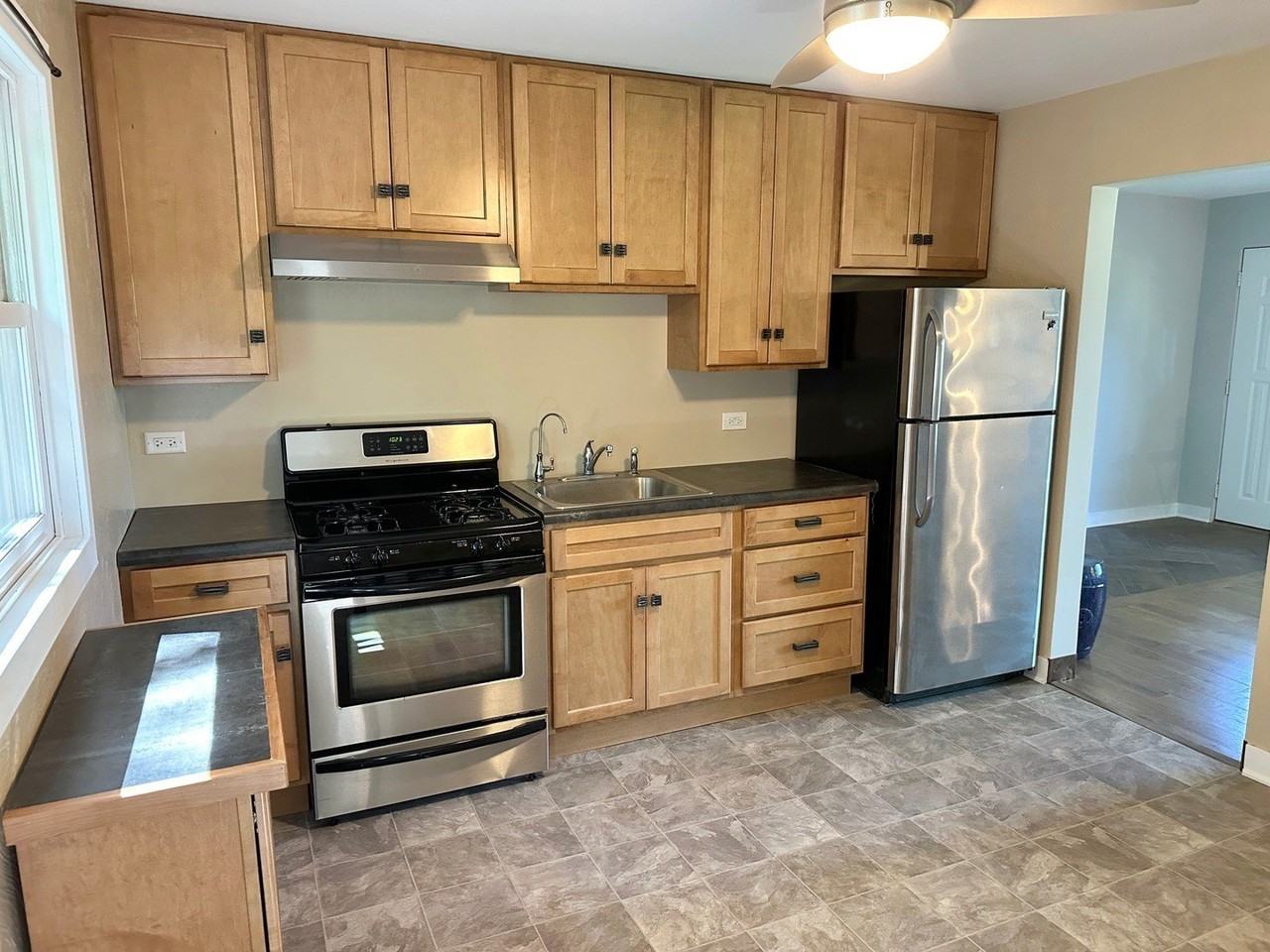 2025 Sherman Blvd - Photo 5 of 16