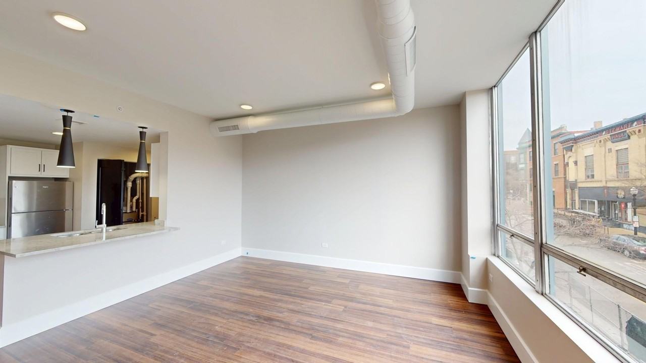 40 Du Page Ct #307 - Photo 7 of 10