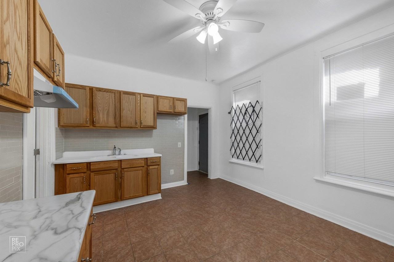 2409 S Spaulding Ave #1 - Photo 5 of 6