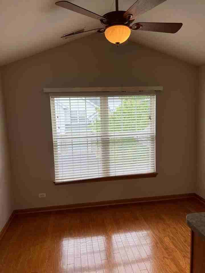 2210 Scott Ln - Photo 3 of 14