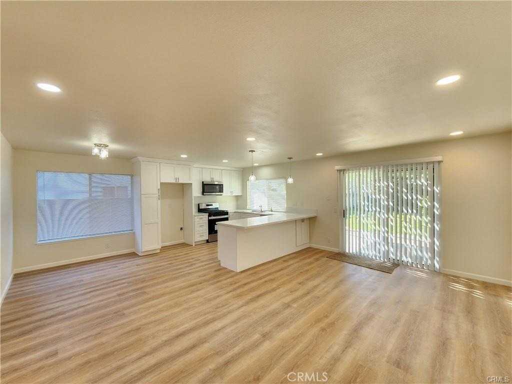 2013 S Brentwood Dr - Photo 5 of 21