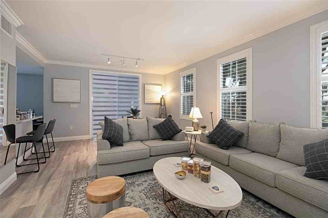 2266 Watermarke Pl - Photo 5 of 35
