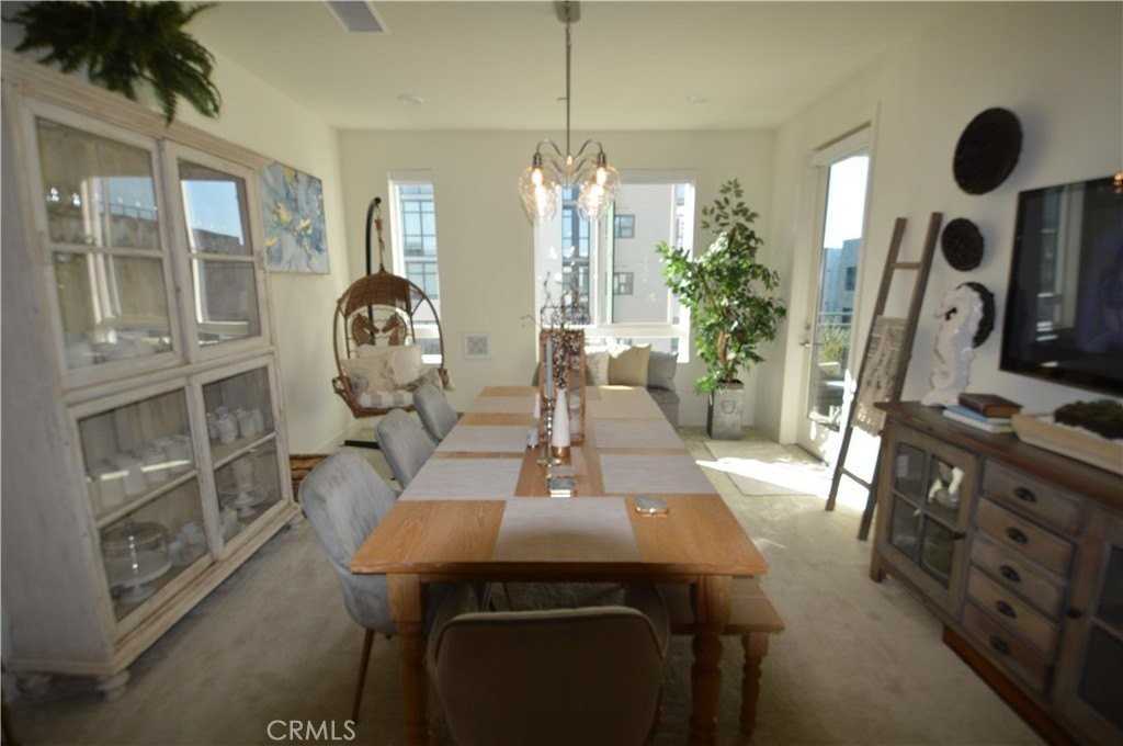 1536 Nolita - Photo 4 of 16