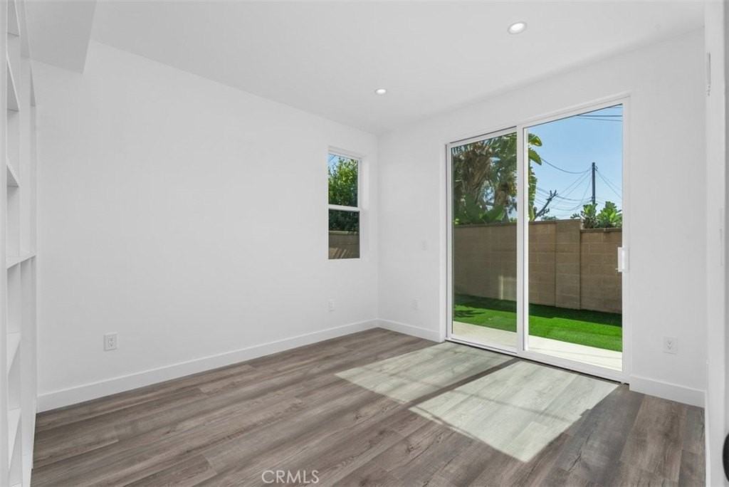 1325 W Ash B #B - Photo 6 of 15