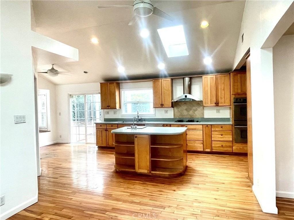 5702 Cynthia Ln - Photo 7 of 15