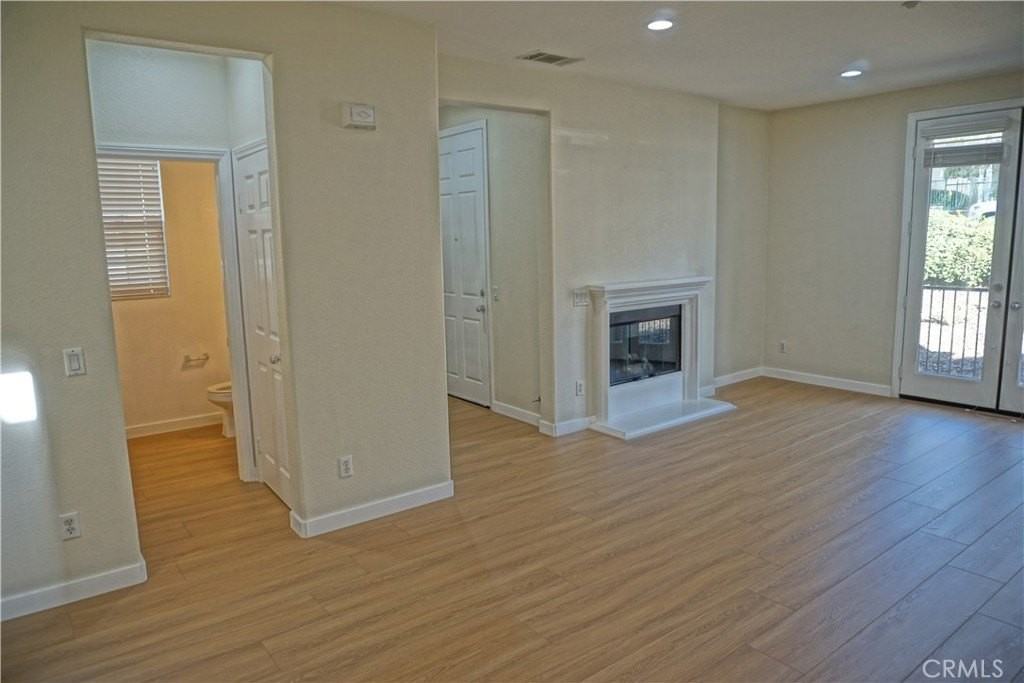 1372 Mc Fadden Dr - Photo 3 of 21