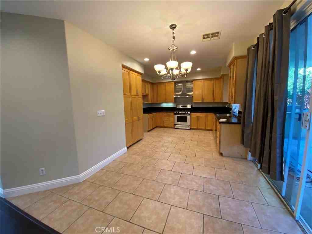 8210 Quakertown Ave - Photo 6 of 25
