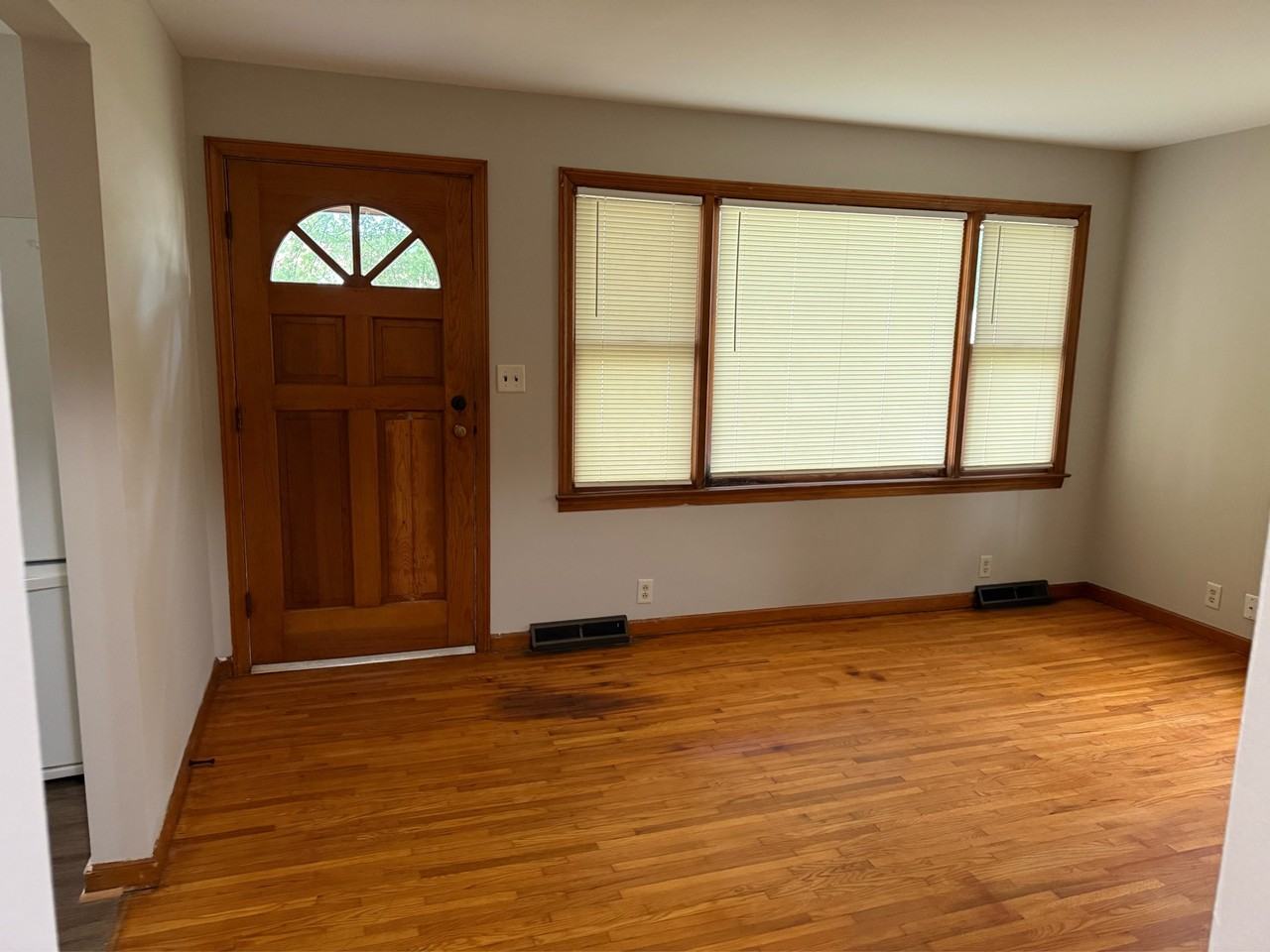 2901 S 5th St #1 - Photo 2 of 16