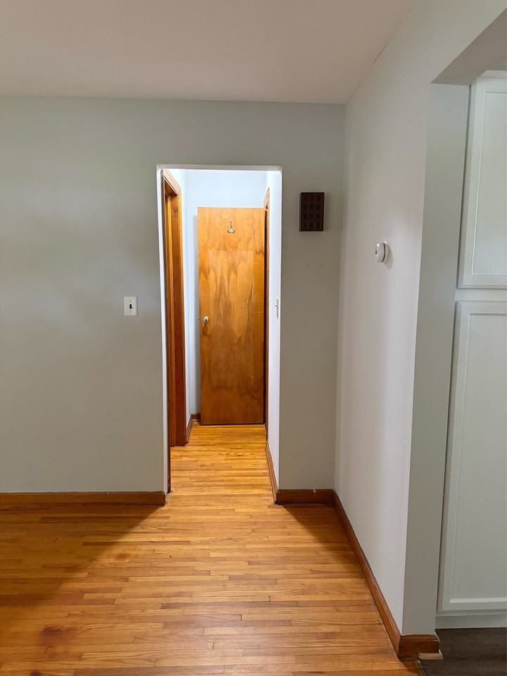 2901 S 5th St #1 - Photo 4 of 16