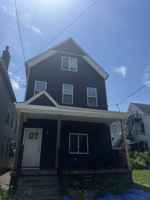 featured image of 510 Winfield St #1