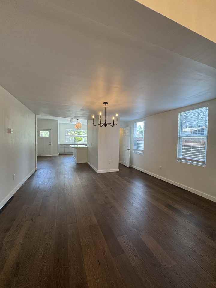 510 Winfield St #1 - Photo 6 of 48