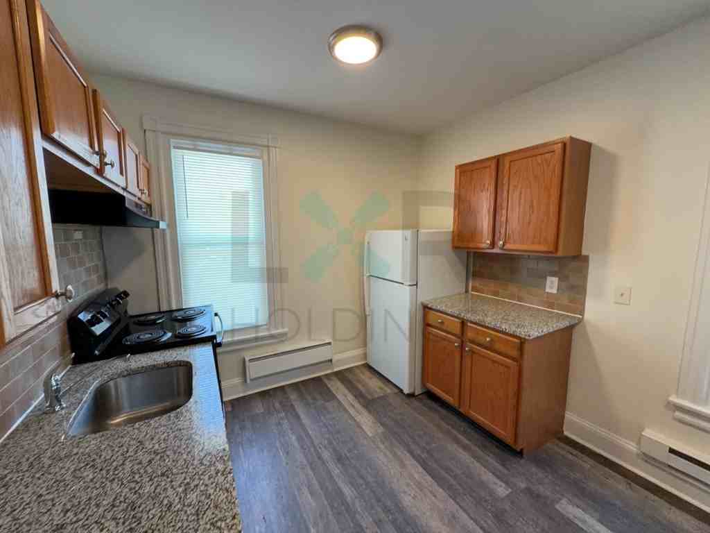 144 Lexington Ave #2 - Photo 2 of 9