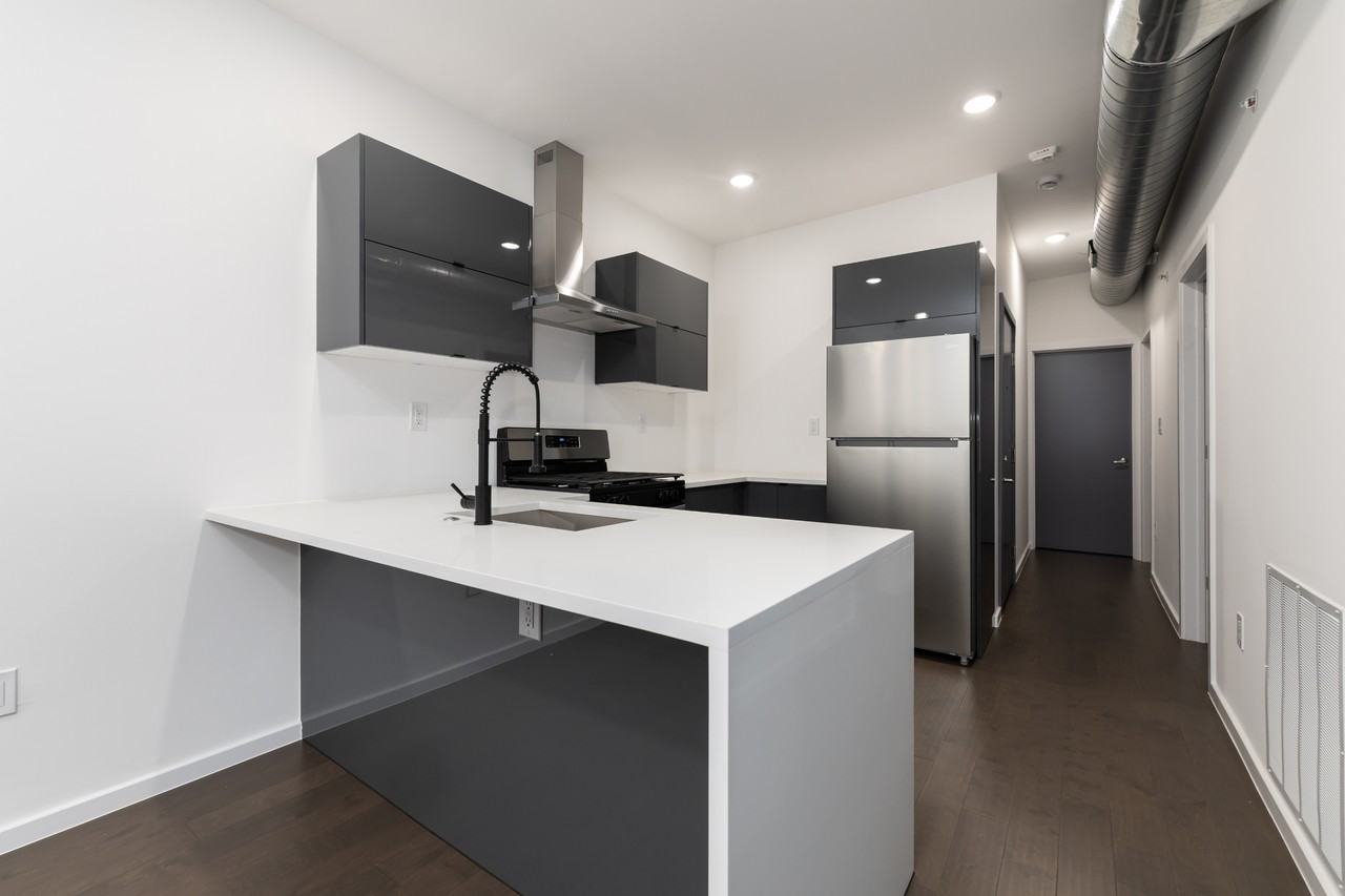 1525 N 6th St #4 - Photo 7 of 22