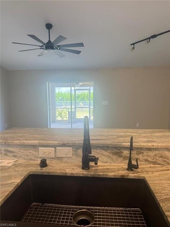 1917 Nw 12th Ave - Photo 6 of 19