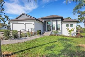 featured image of 653 23rd St Sw