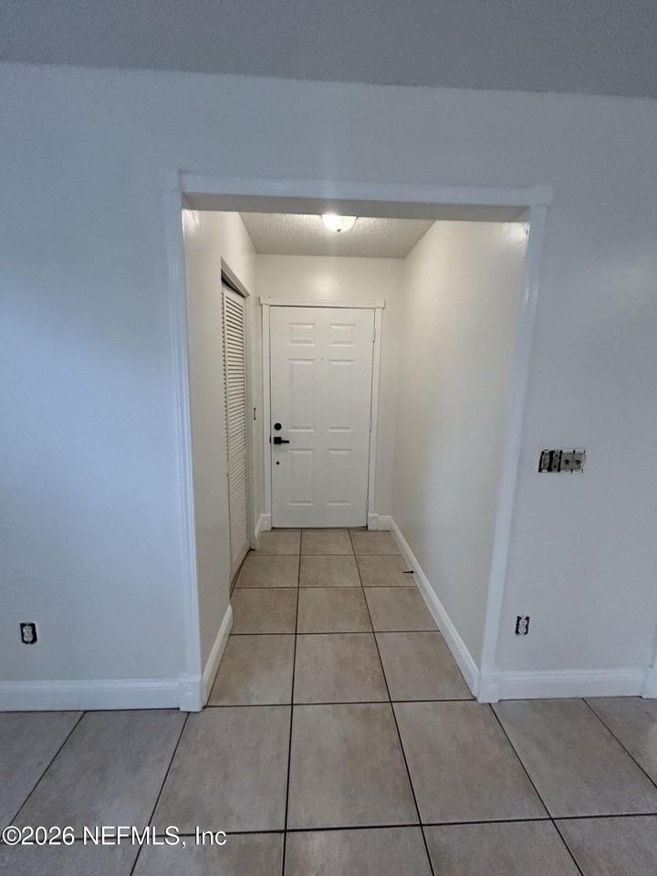 2443 Footbridge Ln - Photo 7 of 16