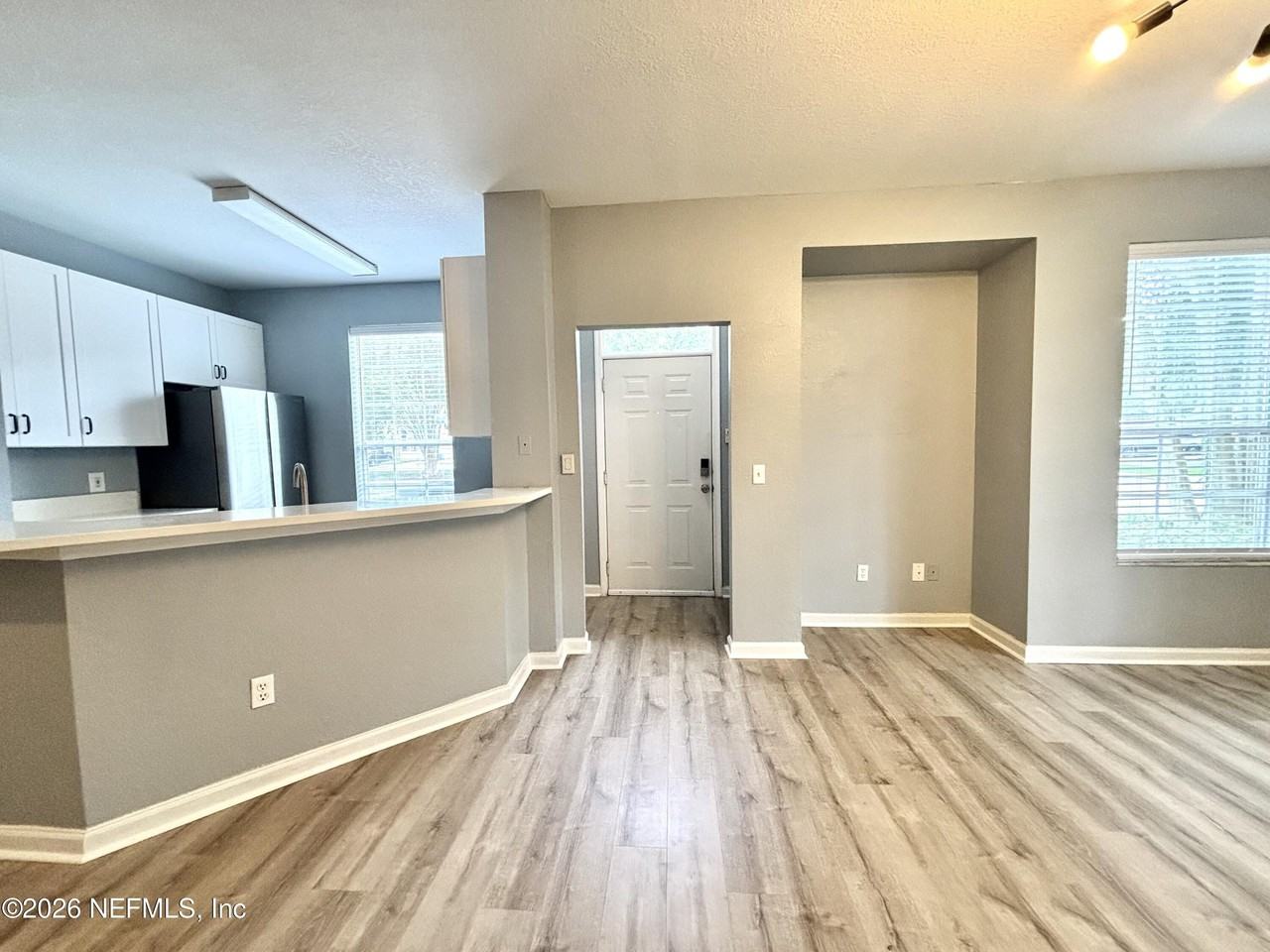 13703 Richmond Park Dr N #3201 - Photo 4 of 18