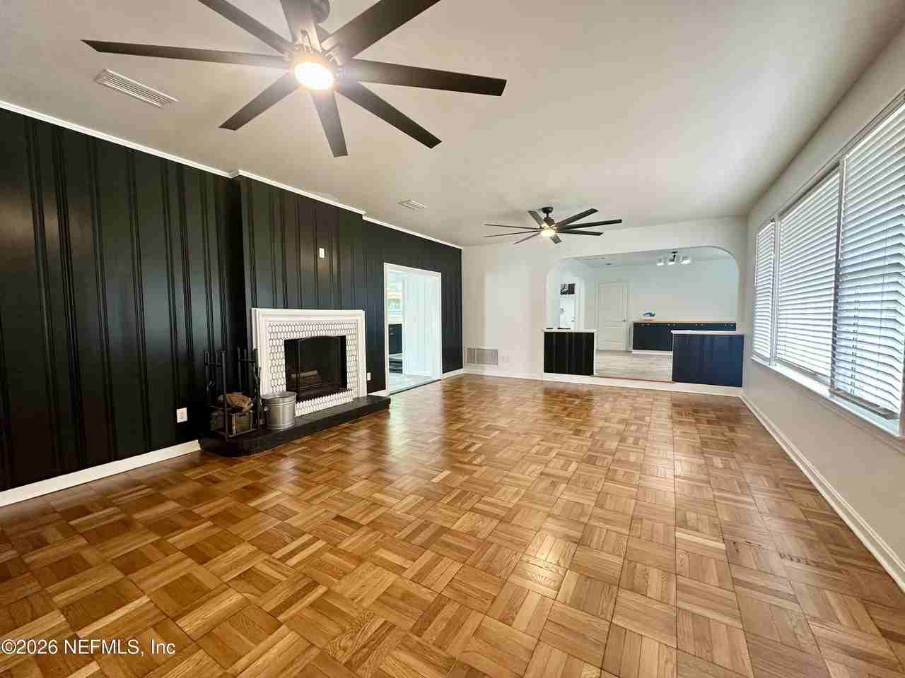 5951 Clifton Ave - Photo 4 of 37