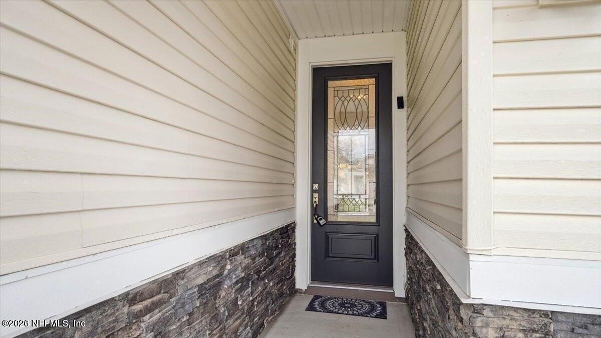 1120 Persimmon Dr - Photo 4 of 37