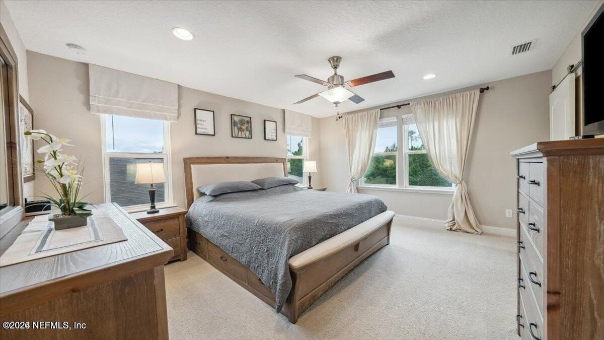 1120 Persimmon Dr - Photo 5 of 37