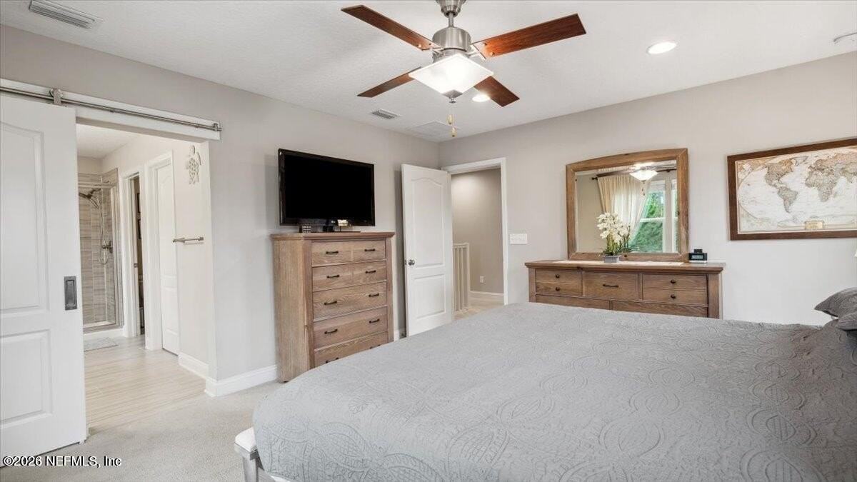 1120 Persimmon Dr - Photo 6 of 37