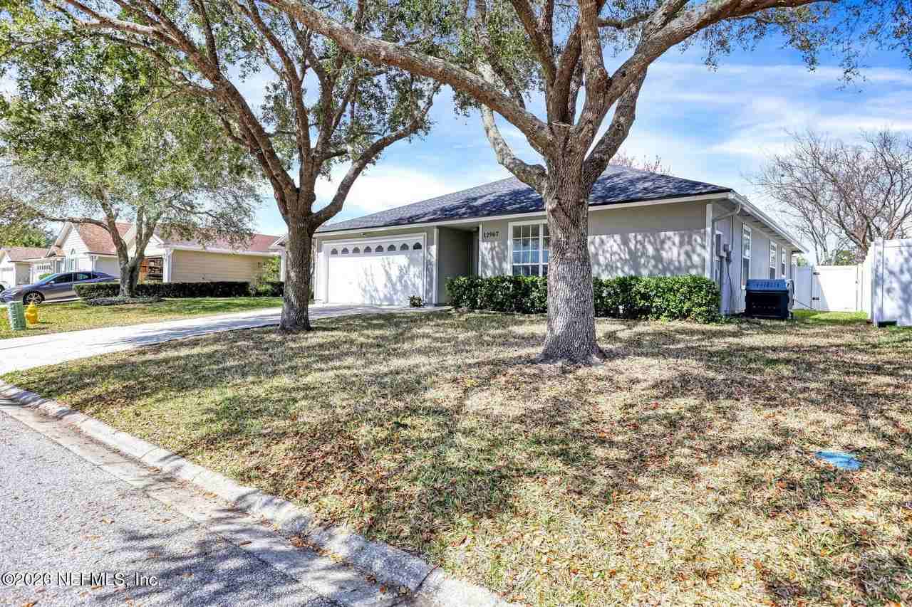 12967 Canyon Creek Trl S - Photo 2 of 32