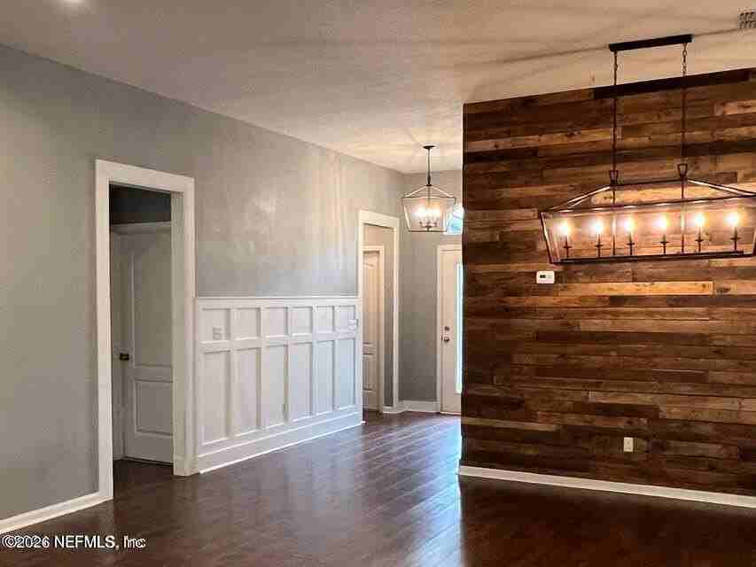 4198 Victoria Lakes Dr W - Photo 4 of 32