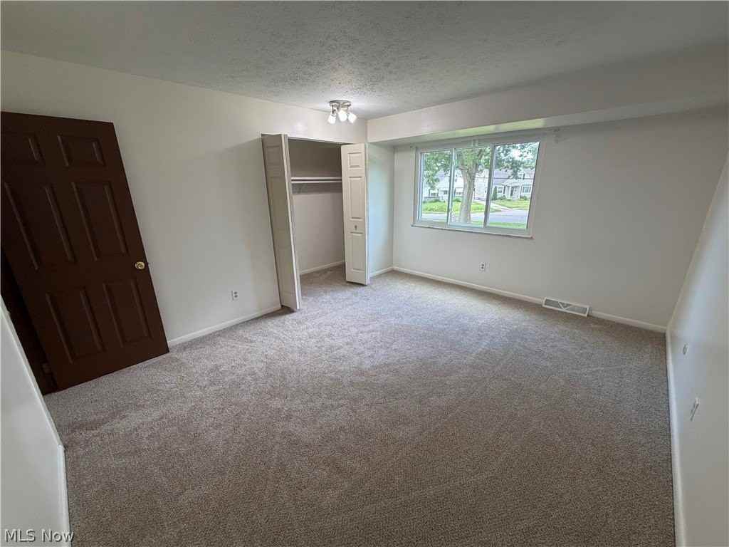660 Loomis Ave #670 - Photo 7 of 11