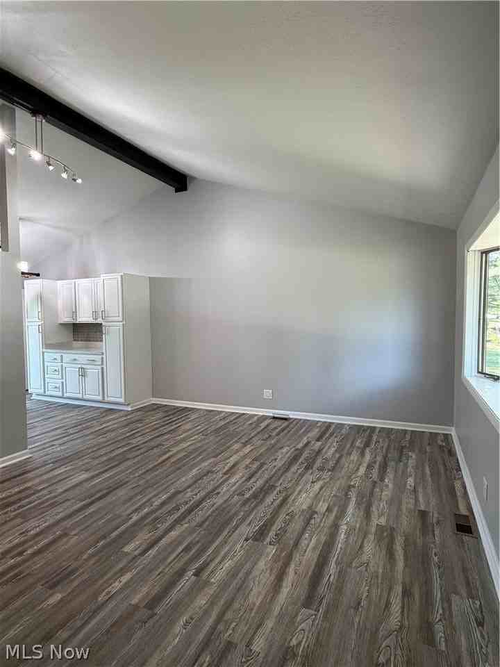 13187 Yager Dr - Photo 4 of 45