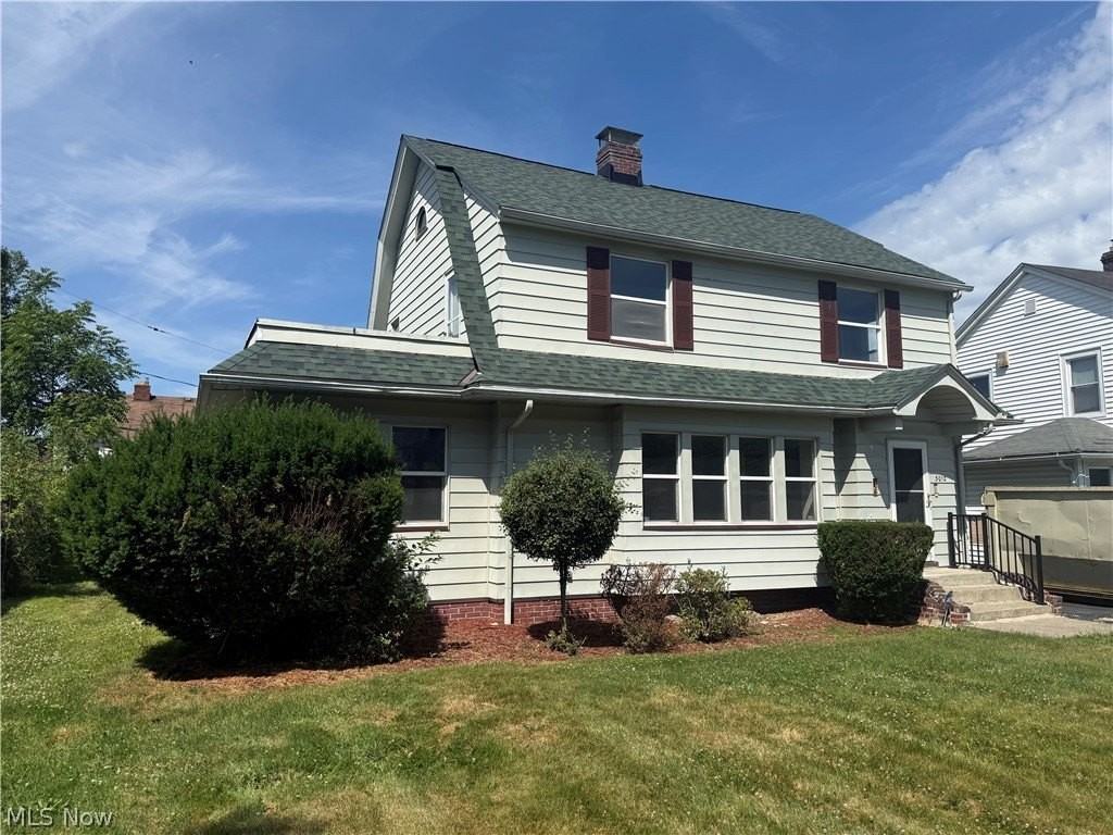 3012 Albion Rd - Photo 2 of 25