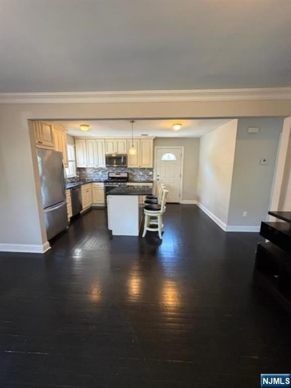 172 Orchard St #1 - Photo 6 of 28