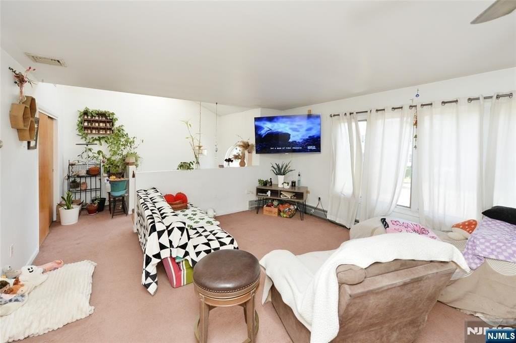23 Kinzley St - Photo 2 of 16